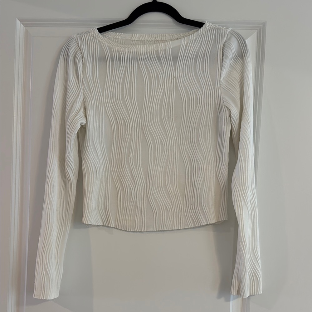 Elegant White Textured Women's Top
